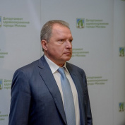 Руководитель Департамента здравоохранения города Москвы поздравил медработников с профессиональным праздником