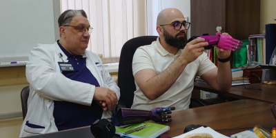 Травматологи обсудили современные аспекты протезирования верхних конечностей у детей