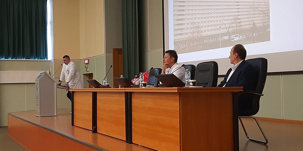 Сотрудники ОМО по травматологии и ортопедии приняли участие в конференции «Актуальные вопросы патологии голеностопного сустава: от переломов до эндопротезирования»