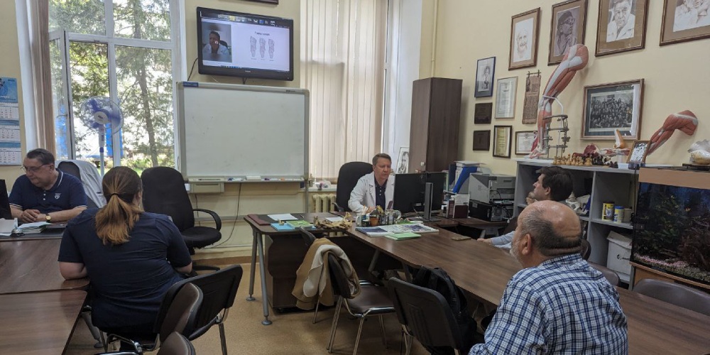 Детские травматологи-ортопеды изучили основы и принципы метода спиральной стабилизации