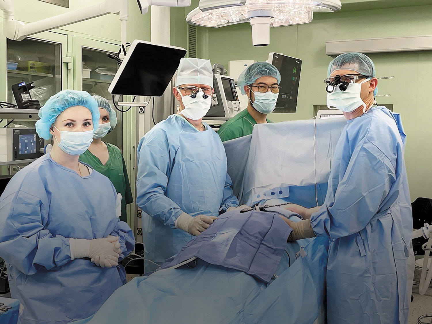 Современные кардиохирургические возможности в лечении острого коронарного синдрома в условиях флагманского центра в Москве