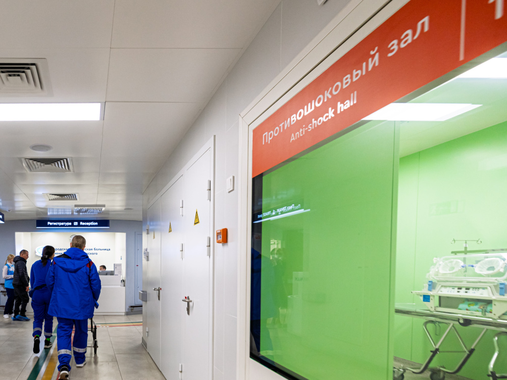 GUR_0080+.jpg